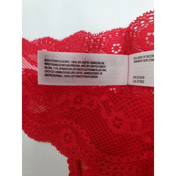 B. tempt'd by Wacoal Red Mesh Lace Floral Sexy Feminine Thong - Picture 10 of 12